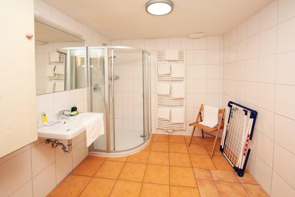 Apartmenthaus Gotthardt Капрун Екстериор снимка