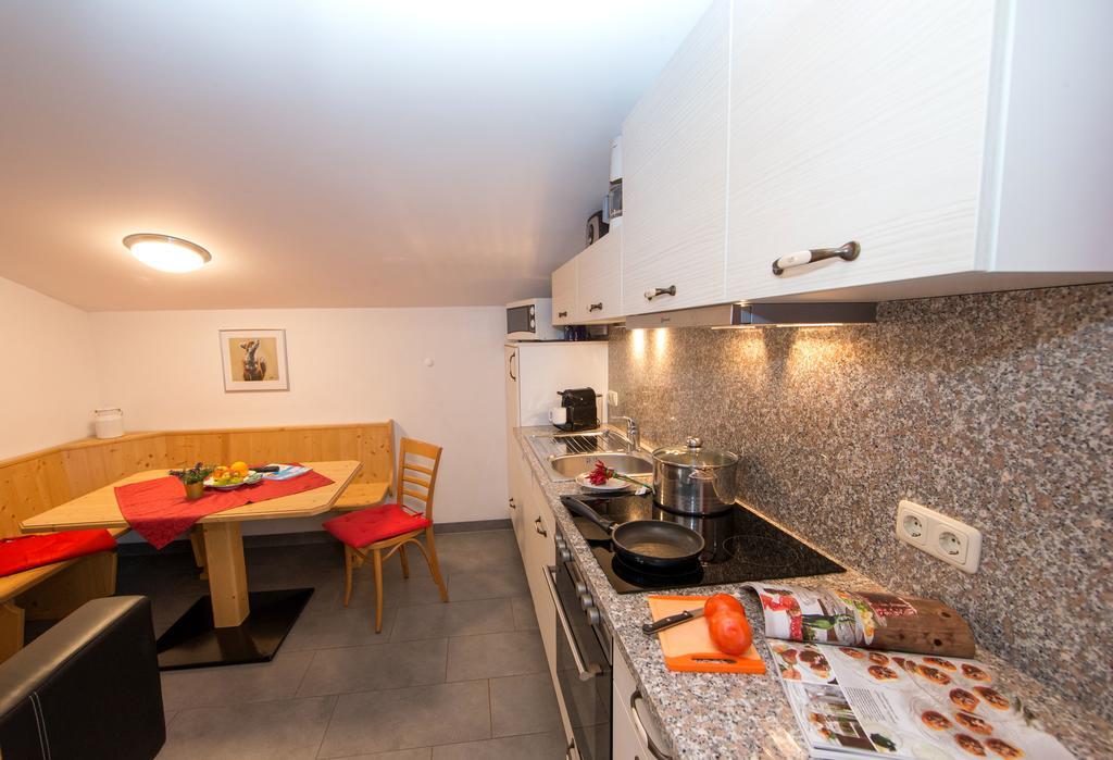 Apartmenthaus Gotthardt Капрун Екстериор снимка
