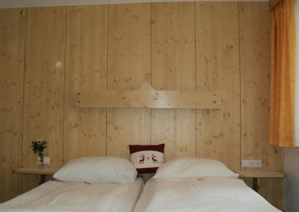 Apartmenthaus Gotthardt Капрун Екстериор снимка