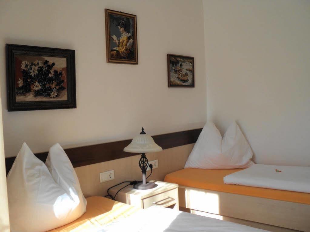 Apartmenthaus Gotthardt Капрун Екстериор снимка